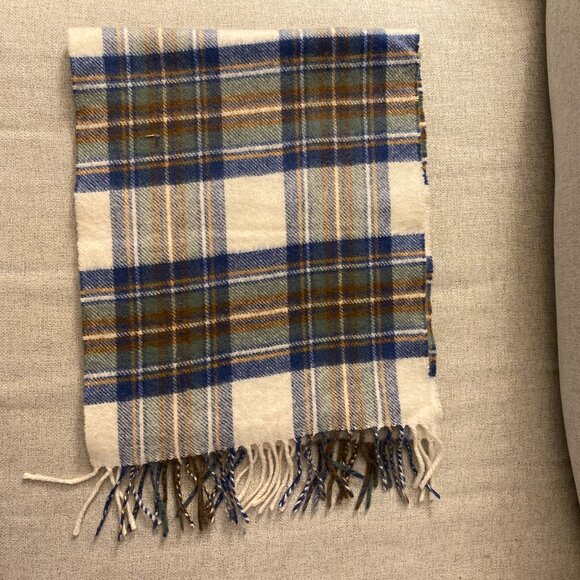 Cashmere Scarf - Picture 1 of 2